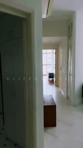 The Bayshore, 34 Bayshore Road, 2 Bedrooms, 1,012 sqft, Condominium For Rent, by Clifford Yap, 500229475 - Corridor - PropertyGuru.com.sg