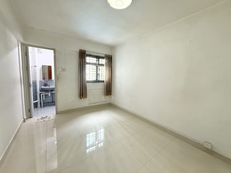 419 Ang Mo Kio Avenue 10, 419 Ang Mo Kio Avenue 10, 2 Bedrooms, 796 sqft, HDB Flat For Sale, by Dylan Lee, 500229480 - Interior - PropertyGuru.com.sg