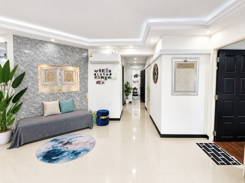 135 Edgedale Plains, 135 Edgedale Plains, 3 Bedrooms, 1,194 sqft, HDB Flat For Sale, by Sam Lim, 500229500 - Living Room - PropertyGuru.com.sg