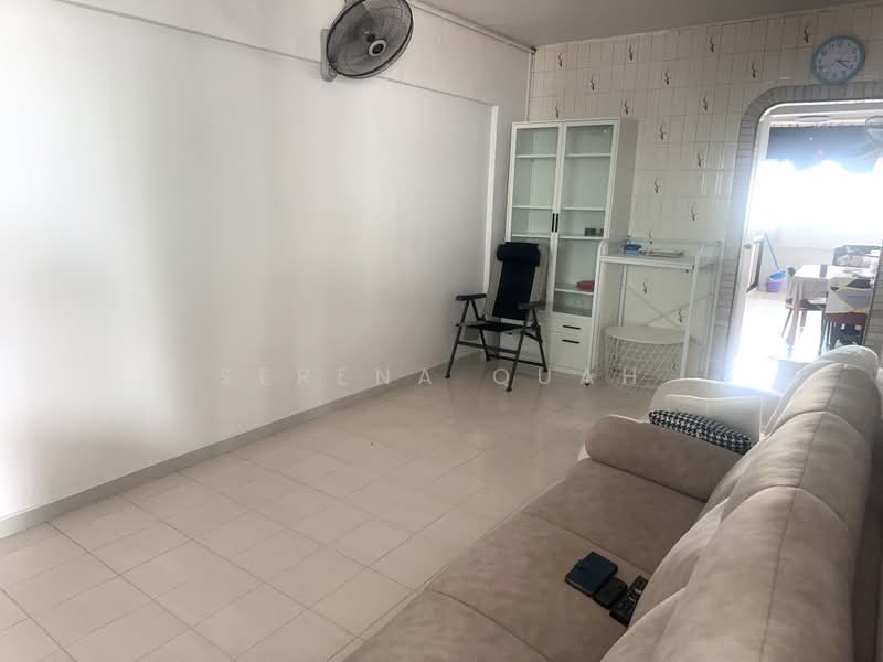 137 Yishun Ring Road, 137 Yishun Ring Road, Room Rental, 200 sqft, HDB Flat For Rent, by Serena Quah, 500229501 - Living Room - PropertyGuru.com.sg