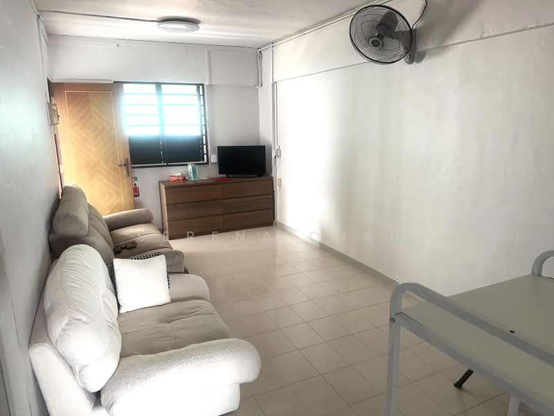 137 Yishun Ring Road, 137 Yishun Ring Road, Room Rental, 200 sqft, HDB Flat For Rent, by Serena Quah, 500229501 - Living Room - PropertyGuru.com.sg