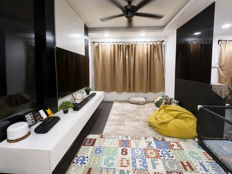 512 Jelapang Road, 512 Jelapang Road, 3 Bedrooms, 1,087 sqft, HDB Flat For Rent, by Irene Leong, 500229508 - Living Room - PropertyGuru.com.sg