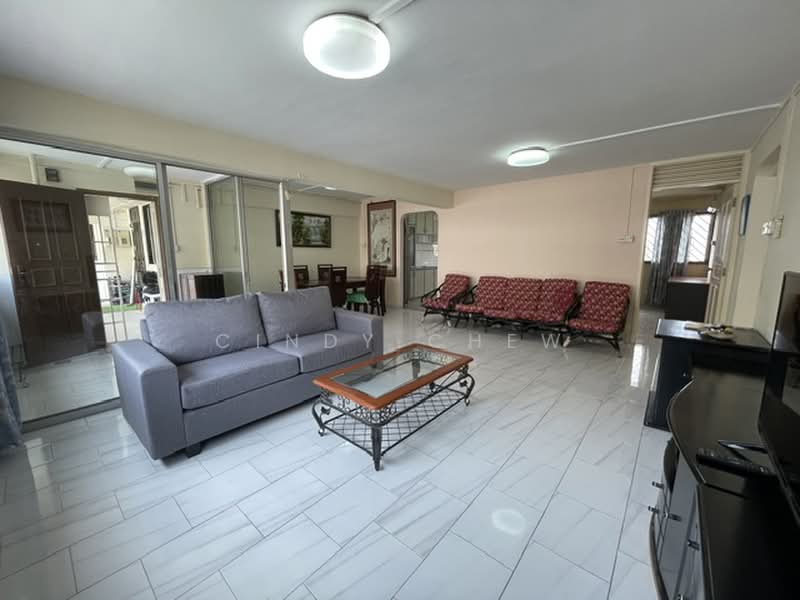 456 Tampines Street 42, 456 Tampines Street 42, 3 Bedrooms, 1,313 sqft, HDB Flat For Rent, by Cindy Chew, 500229525 - Living Room - PropertyGuru.com.sg