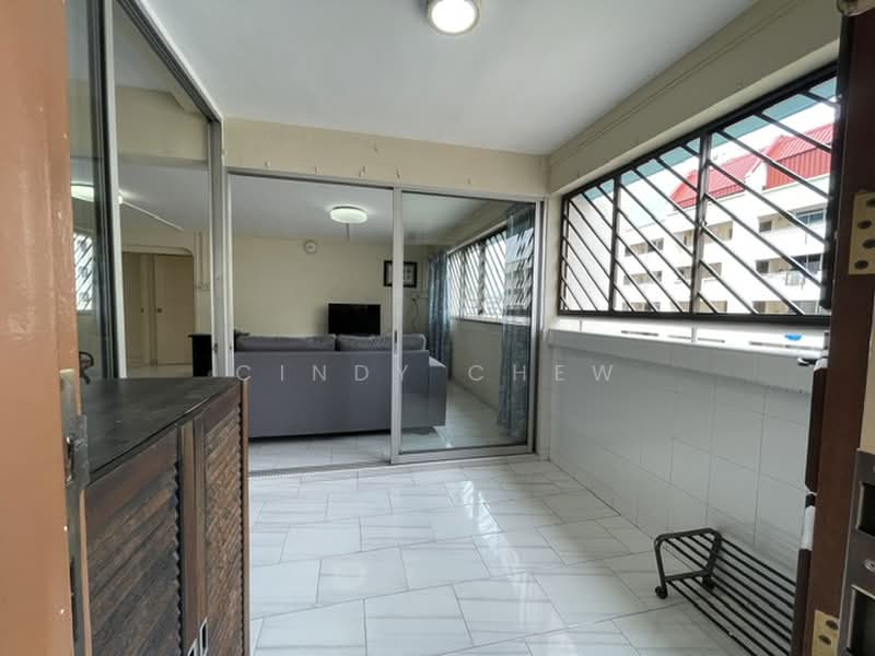 456 Tampines Street 42, 456 Tampines Street 42, 3 Bedrooms, 1,313 sqft, HDB Flat For Rent, by Cindy Chew, 500229525 - Living Room - PropertyGuru.com.sg