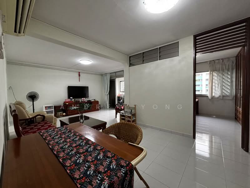 909 Jurong West Street 91, 909 Jurong West Street 91, 4 Bedrooms, 1,313 sqft, HDB Flat For Sale, by Andrew Yong, 500229529 - Living Room - PropertyGuru.com.sg