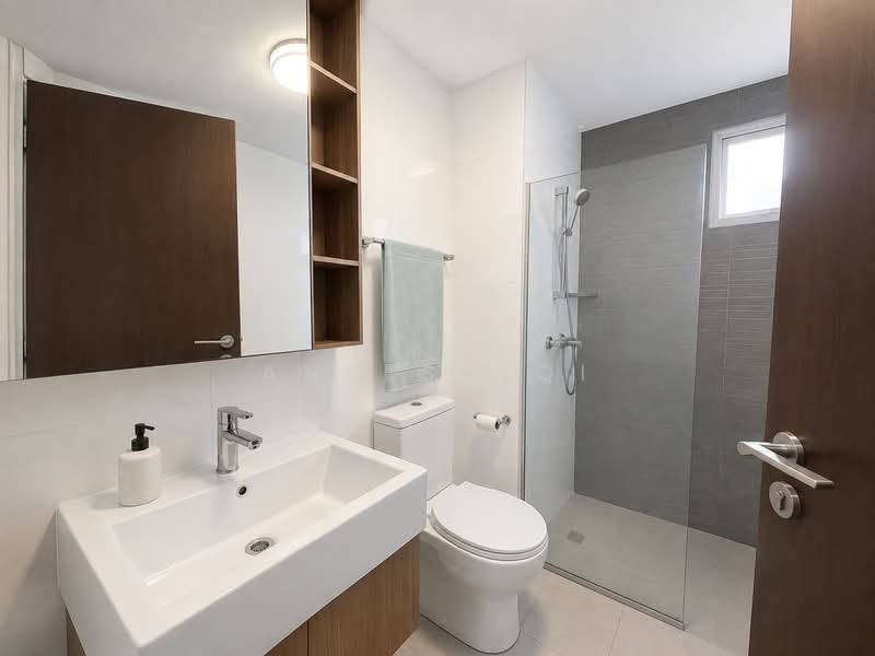Lake Life, 6 Tao Ching Road, 4 Bedrooms, 1,259 sqft, Executive Condominium For Sale, by Ang ShiQi, 500229532 - Bathroom - PropertyGuru.com.sg