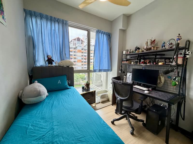 Lake Life, 6 Tao Ching Road, 4 Bedrooms, 1,259 sqft, Executive Condominium For Sale, by Ang ShiQi, 500229532 - Bedroom - PropertyGuru.com.sg