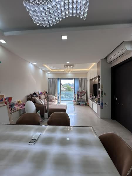 Thomson Grand, Sin Ming Walk, 3 Bedrooms, 1,356 sqft, Condominium For Sale, by Troy Wan, 500229536 - Living Room - PropertyGuru.com.sg