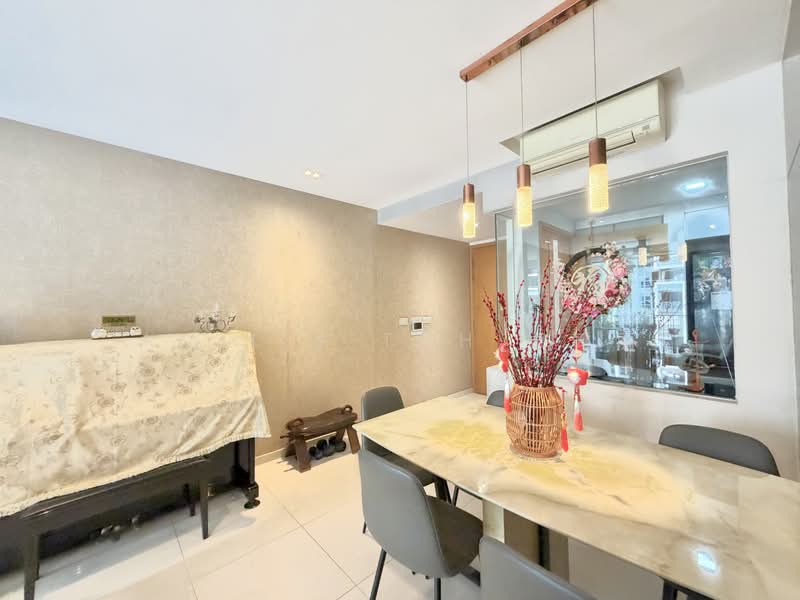 Prive, 35 Punggol Field, 3 Bedrooms, 1,087 sqft, Executive Condominium For Sale, by Amilia Toh 卓翰丽, 500229550 - Dining Room - PropertyGuru.com.sg