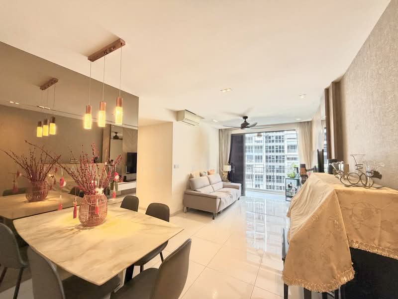 Prive, 35 Punggol Field, 3 Bedrooms, 1,087 sqft, Executive Condominium For Sale, by Amilia Toh 卓翰丽, 500229550 - Living Room - PropertyGuru.com.sg