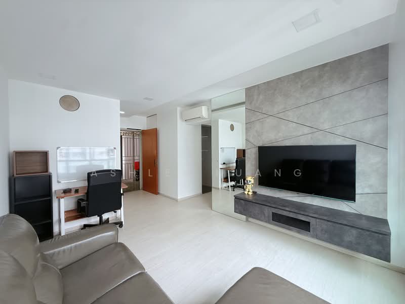 417A Fernvale Link, 417A Fernvale Link, 2 Bedrooms, 743 sqft, HDB Flat For Sale, by Ashley Huang, 500229555 - Living Room - PropertyGuru.com.sg