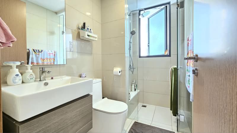 Belysa, 57 Pasir Ris Drive 1, 3 Bedrooms, 1,033 sqft, Executive Condominium For Sale, by Stanley Wee, 500229559 - Bathroom - PropertyGuru.com.sg