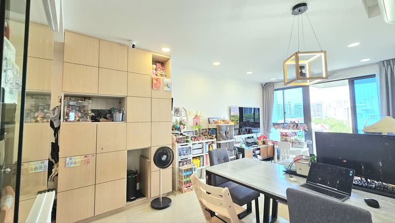 Belysa, 57 Pasir Ris Drive 1, 3 Bedrooms, 1,033 sqft, Executive Condominium For Sale, by Stanley Wee, 500229559 - Living Room - PropertyGuru.com.sg