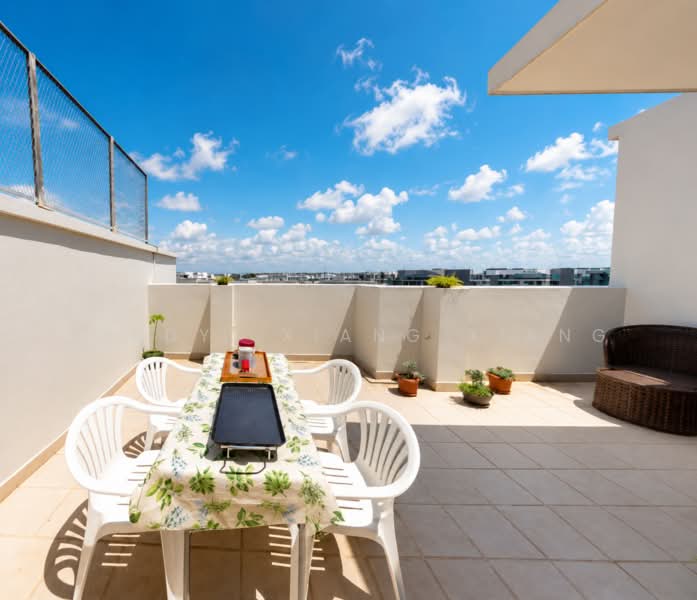 Heron Bay, Upper Serangoon View, 3 Bedrooms, 2,000 sqft, Executive Condominium For Rent, by Cindy, Xiang Xiang, 500229560 - Balcony - PropertyGuru.com.sg