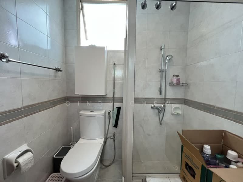 Northvale, 71 Choa Chu Kang Loop, 3 Bedrooms, 1,260 sqft, Condominium For Rent, by Cindy Chew, 500229562 - Bathroom - PropertyGuru.com.sg