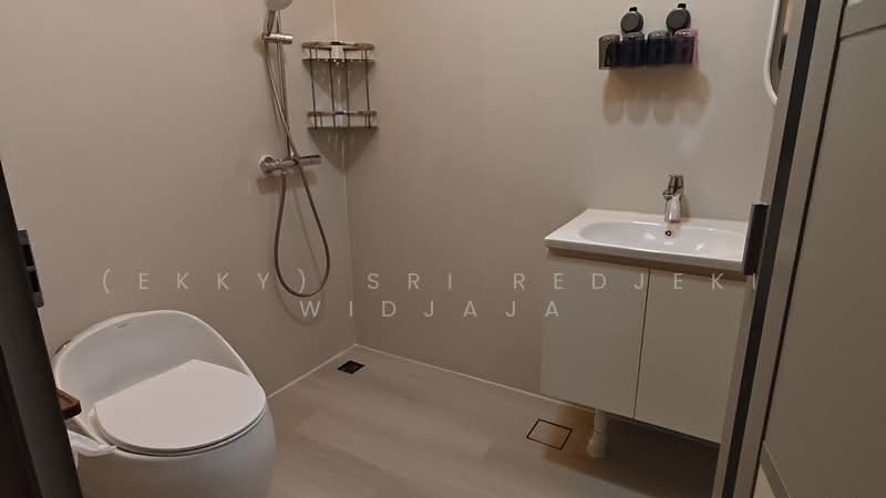 123B Tengah Drive, 123B Tengah Drive, Room Rental, 160 sqft, HDB Flat For Rent, by (Ekky) Sri Redjeki Widjaja, 500229568 - Bathroom - PropertyGuru.com.sg