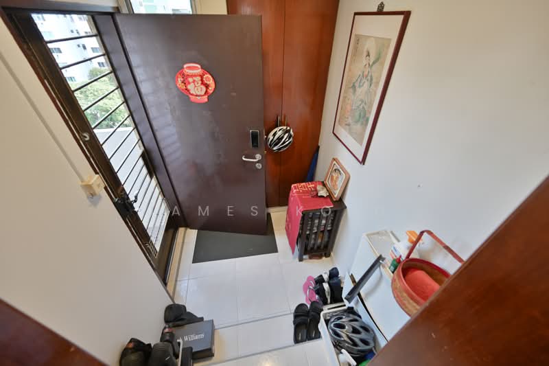 227 Pending Road, 227 Pending Road, 3 Bedrooms, 1,152 sqft, HDB Flat For Sale, by James Kong, 500229573 - Entrance - PropertyGuru.com.sg