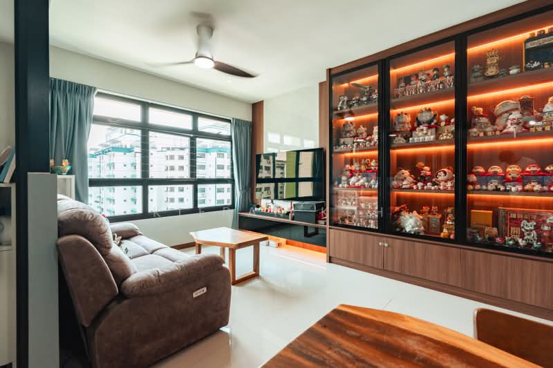 799A Woodlands Drive 60, 799A Woodlands Drive 60, 3 Bedrooms, 1,001 sqft, HDB Flat For Sale, by Kieran Koh, 500229579 - Living Room - PropertyGuru.com.sg