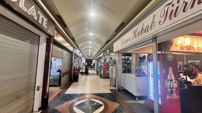 The Arcade, 11 Collyer Quay, 409 sqft, Mall Shop For Sale, by June Ong, 500229580 - Corridor - CommercialGuru.com.sg