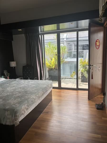Milford Villas, 16 Lorong Selangat, 5 Bedrooms, 3,034 sqft, Terraced House For Rent, by Jacky Zhou, 500229589 - Bedroom - PropertyGuru.com.sg
