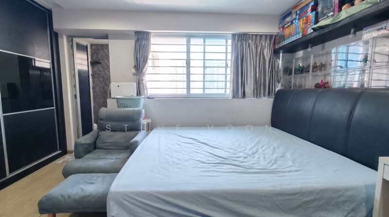 251 Hougang Avenue 3, 251 Hougang Avenue 3, 3 Bedrooms, 1,345 sqft, HDB Flat For Sale, by Steve Voon, 500229591 - Bedroom - PropertyGuru.com.sg