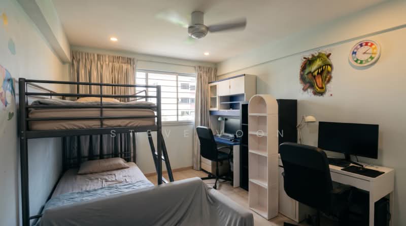 251 Hougang Avenue 3, 251 Hougang Avenue 3, 3 Bedrooms, 1,345 sqft, HDB Flat For Sale, by Steve Voon, 500229591 - Bedroom - PropertyGuru.com.sg