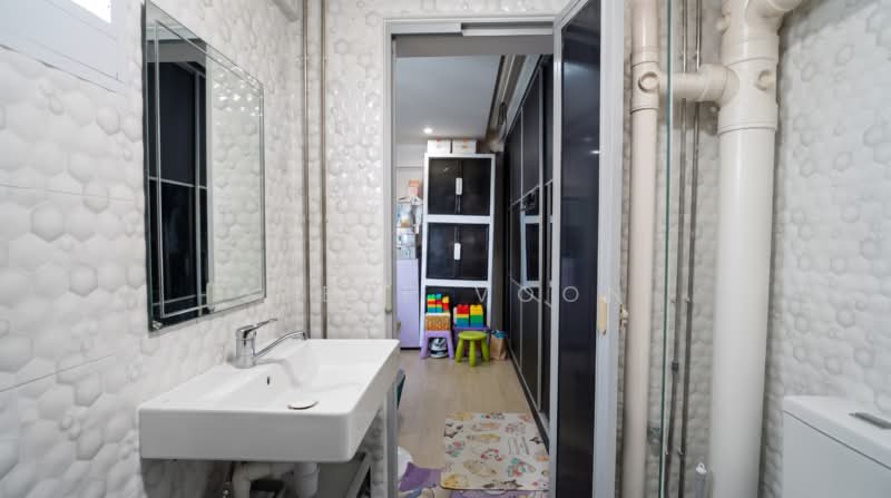 251 Hougang Avenue 3, 251 Hougang Avenue 3, 3 Bedrooms, 1,345 sqft, HDB Flat For Sale, by Steve Voon, 500229591 - Bathroom - PropertyGuru.com.sg