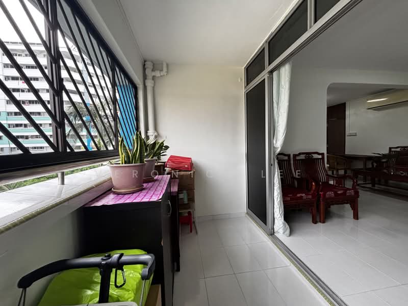 909 Jurong West Street 91, 909 Jurong West Street 91, 4 Bedrooms, 1,313 sqft, HDB Flat For Sale, by Veronica Lee, 500229592 - Balcony - PropertyGuru.com.sg