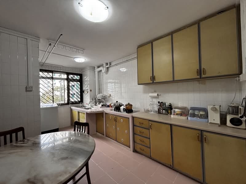 909 Jurong West Street 91, 909 Jurong West Street 91, 4 Bedrooms, 1,313 sqft, HDB Flat For Sale, by Veronica Lee, 500229592 - Kitchen - PropertyGuru.com.sg