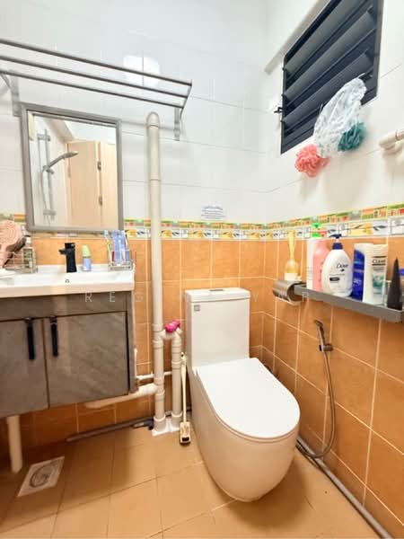 201E Tampines Street 23, 201E Tampines Street 23, 2 Bedrooms, 592 sqft, HDB Flat For Rent, by Regina Yap, 500229606 - PropertyGuru.com.sg