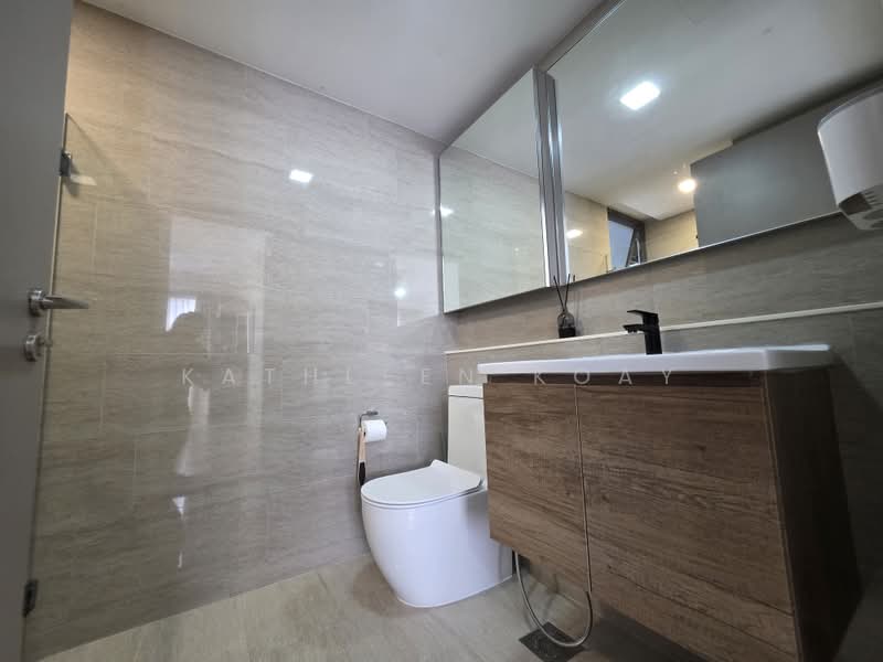 Waterwoods, Punggol Field Walk, 4 Bedrooms, 1,281 sqft, Executive Condominium For Sale, by Kathleen Koay, 500229607 - Bathroom - PropertyGuru.com.sg