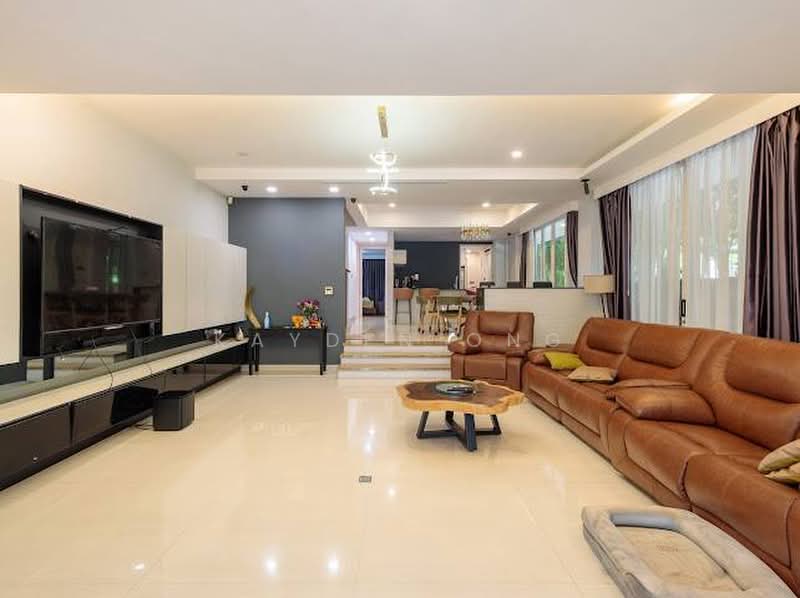 Homes at Eastwood Place, 8 Eastwood Place, 6 Bedrooms, 5,200 sqft, Terraced House For Sale, by Kayden Ong, 500229608 - Living Room - PropertyGuru.com.sg
