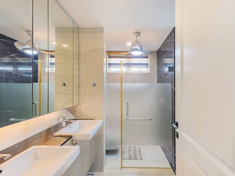Homes at Eastwood Place, 8 Eastwood Place, 6 Bedrooms, 5,200 sqft, Terraced House For Sale, by Kayden Ong, 500229608 - Bathroom - PropertyGuru.com.sg