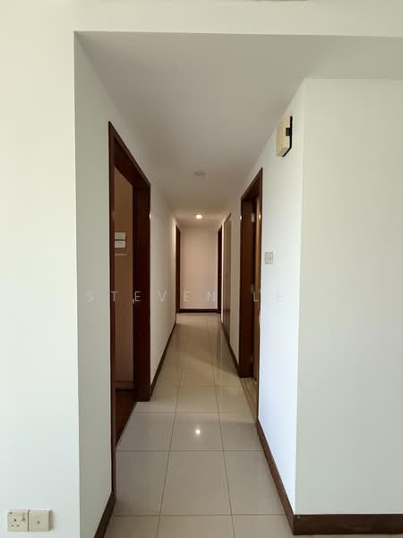 Blue Horizon, 25 West Coast Crescent, 3 Bedrooms, 1,163 sqft, Condominium For Sale, by Steven Lee, 500229609 - Corridor - PropertyGuru.com.sg