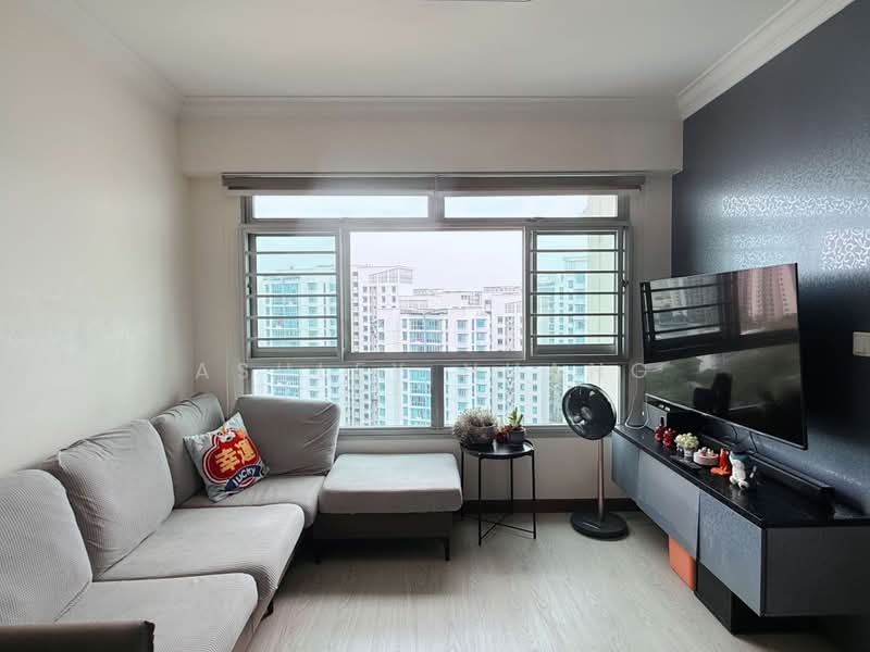 622A Punggol Central, 622A Punggol Central, 2 Bedrooms, 743 sqft, HDB Flat For Sale, by Ashley Huang, 500229610 - Living Room - PropertyGuru.com.sg