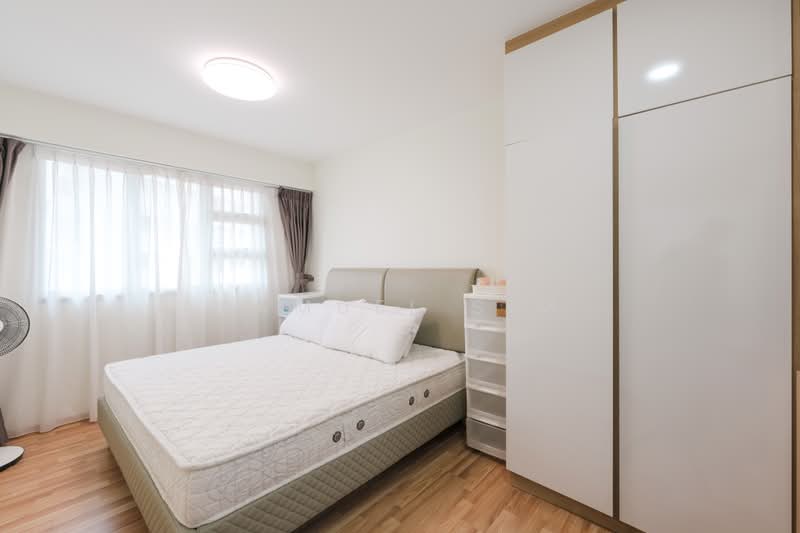 573C Woodlands Glen, 573C Woodlands Drive 16, 2 Bedrooms, 731 sqft, HDB Flat For Sale, by Samuel Sim, 500229616 - Bedroom - PropertyGuru.com.sg