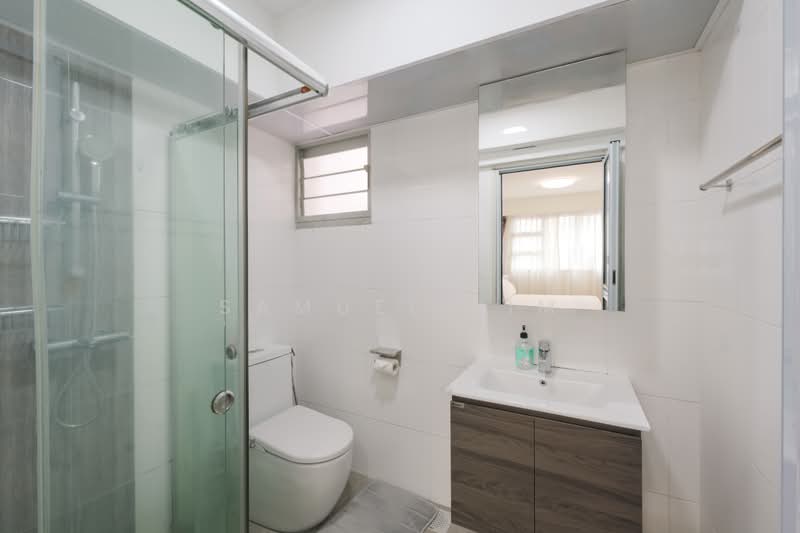 573C Woodlands Glen, 573C Woodlands Drive 16, 2 Bedrooms, 731 sqft, HDB Flat For Sale, by Samuel Sim, 500229616 - Bathroom - PropertyGuru.com.sg