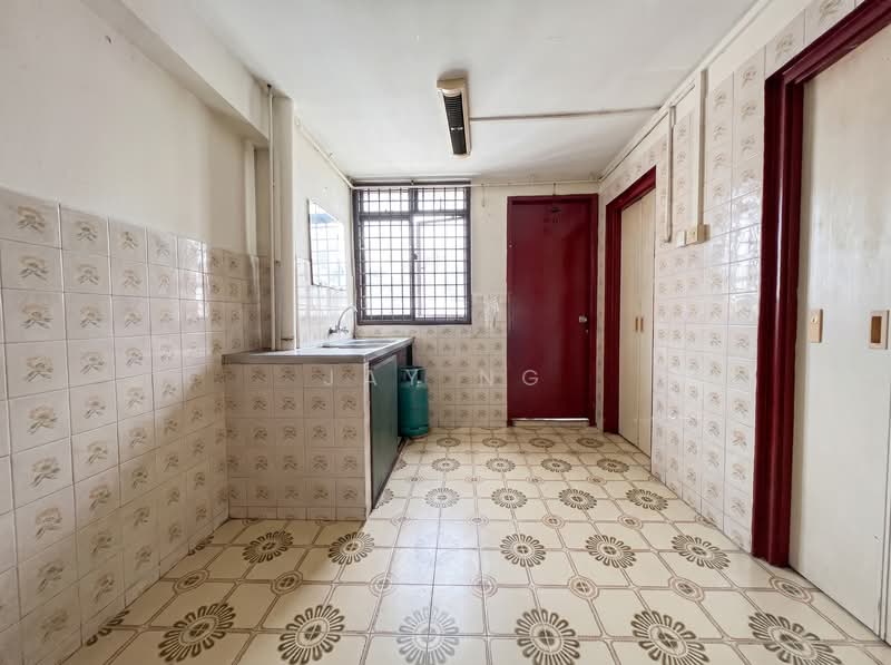 21 Eunos Crescent, 21 Eunos Crescent, 3 Bedrooms, 710 sqft, HDB Flat For Sale, by Jay Ng, 500229617 - Kitchen - PropertyGuru.com.sg