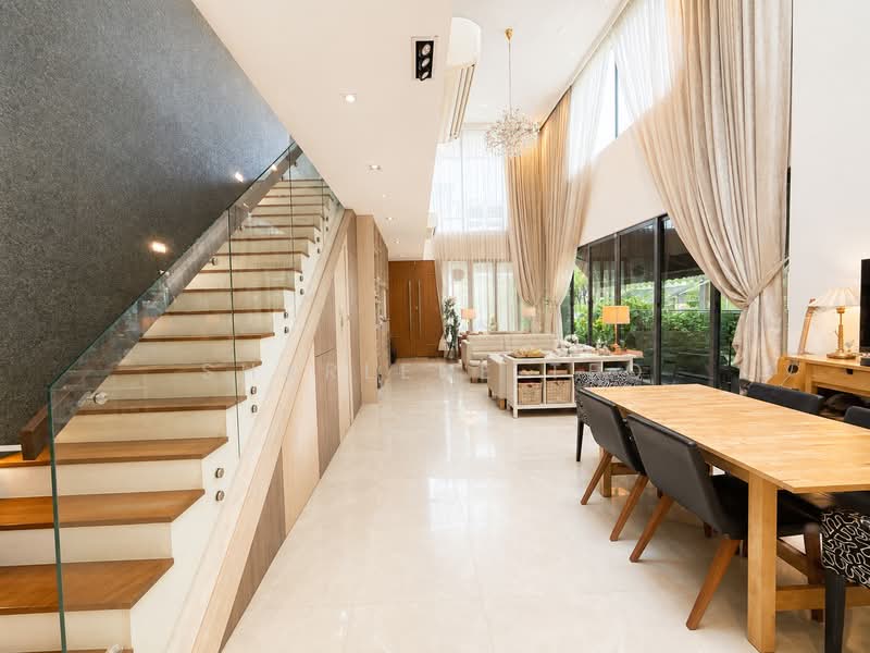 Rare 5,100sqft Corner Terrace | Pool + Lift | Multi-Gen Family Sanctuary, Inggu Road, 5 Bedrooms, 5,100 sqft, Corner Terrace For Sale, by Sharlene Teo, 500229620 - Living Room - PropertyGuru.com.sg