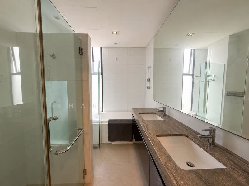 Rare 5,100sqft Corner Terrace | Pool + Lift | Multi-Gen Family Sanctuary, Inggu Road, 5 Bedrooms, 5,100 sqft, Corner Terrace For Sale, by Sharlene Teo, 500229620 - Bathroom - PropertyGuru.com.sg