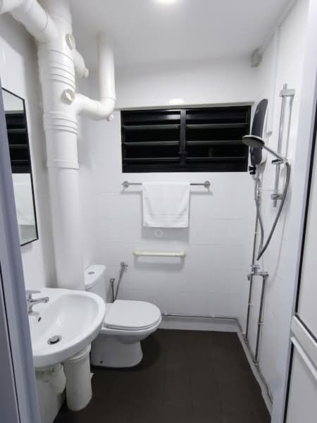 Hougang Street 11, Hougang St 11, 2 Bedrooms, 721 sqft, HDB Flat For Sale, by Midco Tee, 500229634 - Bathroom - PropertyGuru.com.sg