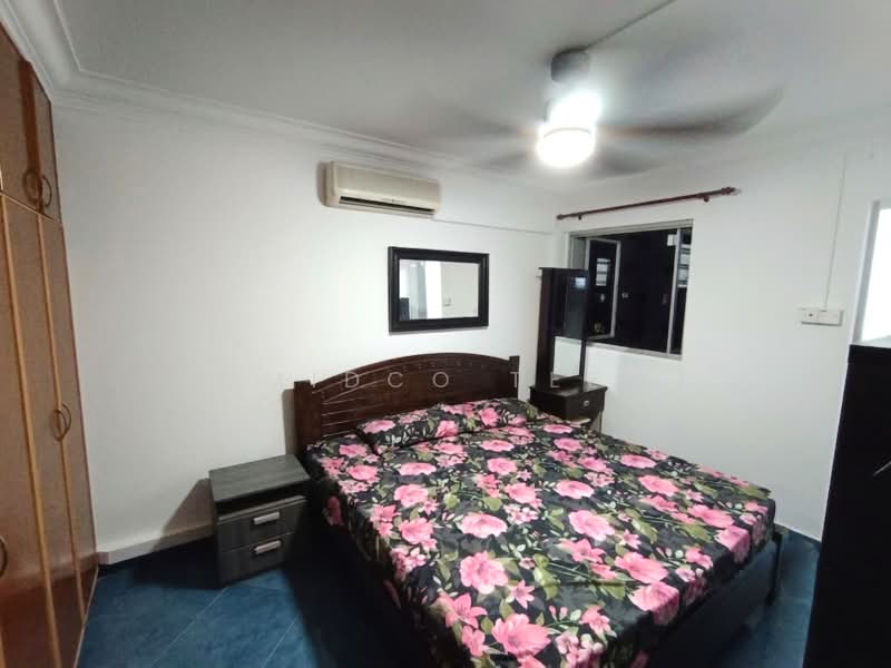 Hougang Street 11, Hougang St 11, 2 Bedrooms, 721 sqft, HDB Flat For Sale, by Midco Tee, 500229634 - Bedroom - PropertyGuru.com.sg