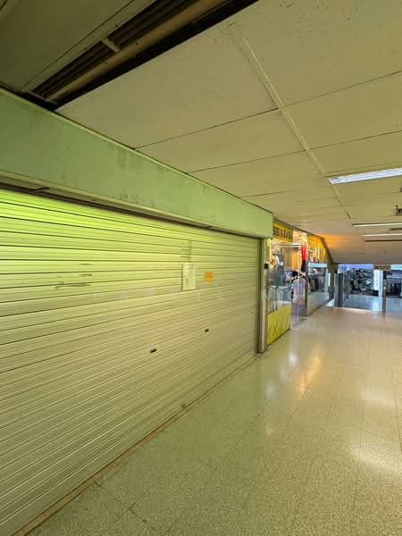 Far East Shopping Centre, 545 Orchard Road, Orchard / River Valley, 230 sqft, Other Retail For Rent, by Darryl Ng, 500229646 - Corridor - CommercialGuru.com.sg