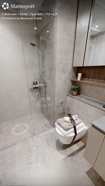 Norwood Grand, , 2 Bedrooms, 721 sqft, Condominium For Rent, by Phoebe Lee, 500229650 - Bathroom - PropertyGuru.com.sg