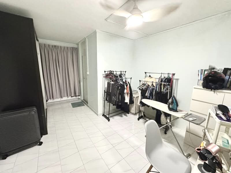 350 Yishun Avenue 11, 350 Yishun Avenue 11, 3 Bedrooms, 1,163 sqft, HDB Flat For Sale, by Jason Lim, 500229651 - Bedroom - PropertyGuru.com.sg