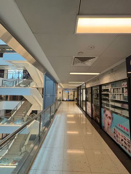 Cuppage Plaza, 5 Koek Road, 200 sqft, Mall Shop For Rent, by Darryl Ng, 500229653 - Corridor - CommercialGuru.com.sg