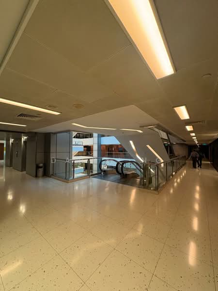 Cuppage Plaza, 5 Koek Road, 200 sqft, Mall Shop For Rent, by Darryl Ng, 500229653 - Lobby - CommercialGuru.com.sg