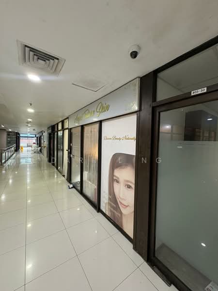 Orchard Plaza, 150 Orchard Road, Orchard / River Valley, 250 sqft, Other Retail For Rent, by Darryl Ng, 500229666 - Corridor - CommercialGuru.com.sg