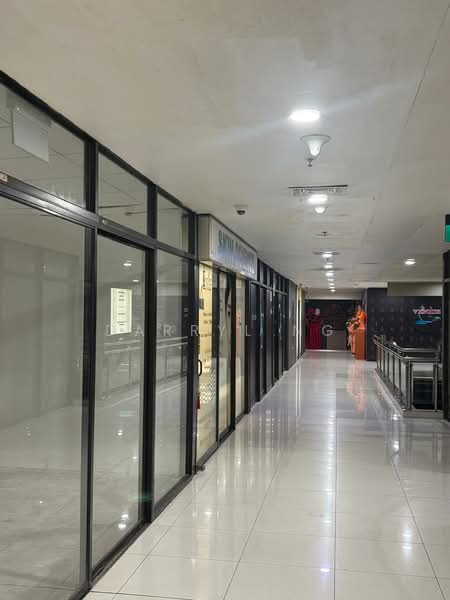 Orchard Plaza, 150 Orchard Road, Orchard / River Valley, 250 sqft, Other Retail For Rent, by Darryl Ng, 500229666 - Corridor - CommercialGuru.com.sg