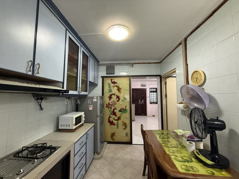 330 Sembawang Close, 330 Sembawang Close, 3 Bedrooms, 1,087 sqft, HDB Flat For Rent, by Darrel Mok, 500229670 - Kitchen - PropertyGuru.com.sg